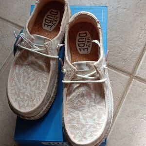 Hey Dude Light Tan Patterned Shoes